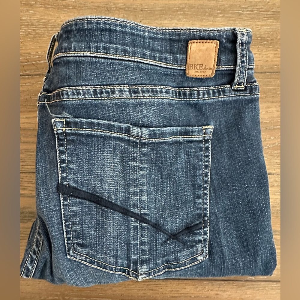 BKE Bobby Straight Leg Jeans Size 32x31 1/2 Gently Worn